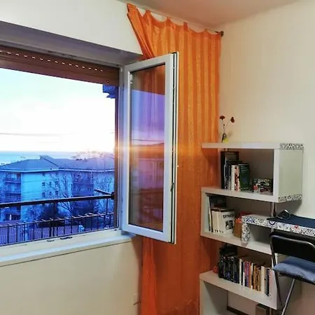 Апартаменты - *